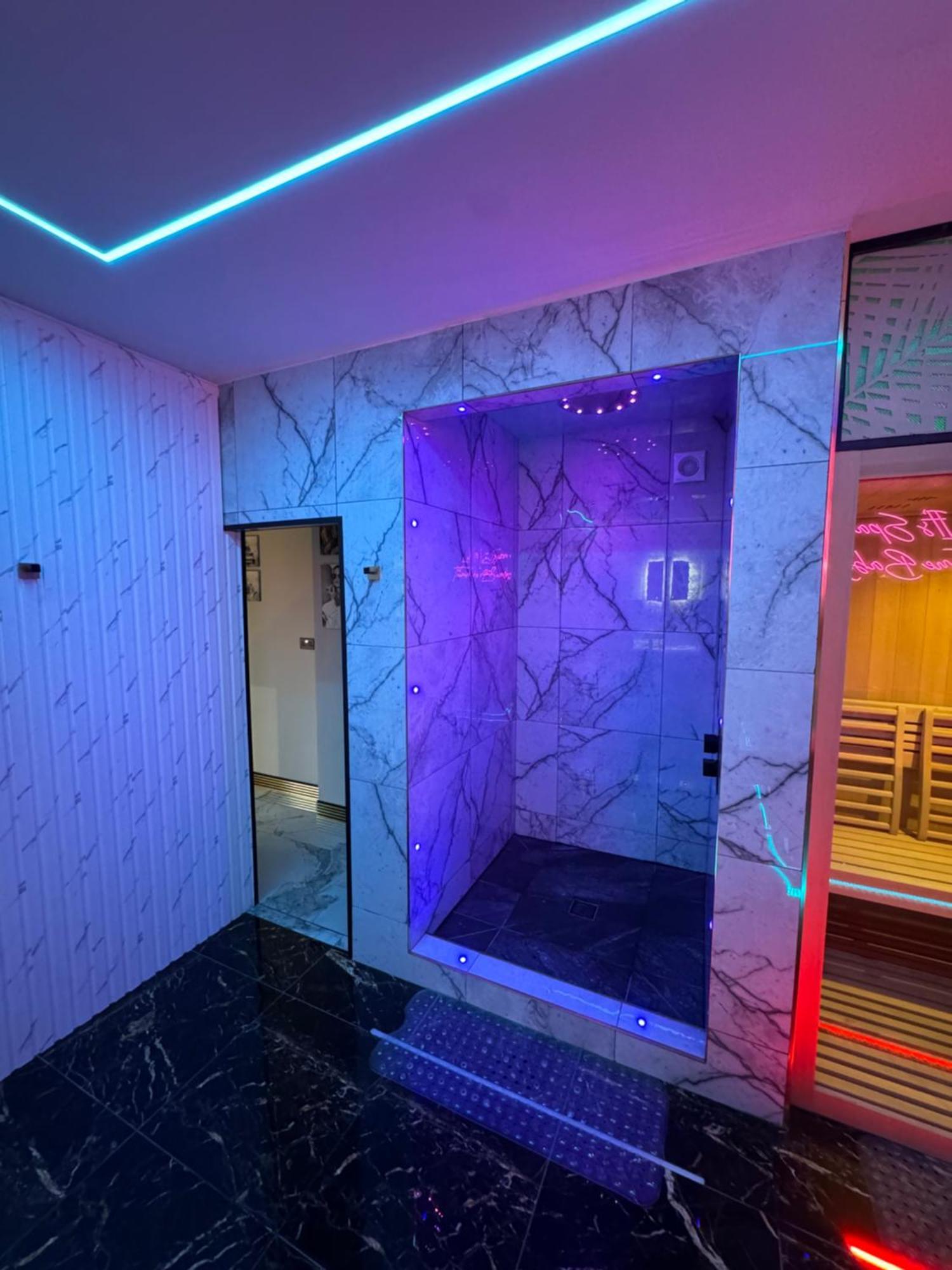 Highfield Private Spa Apartment Bradford  Eksteriør bilde